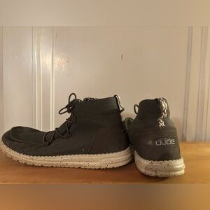 Hey Dude woman’s Dark Grey sz 11